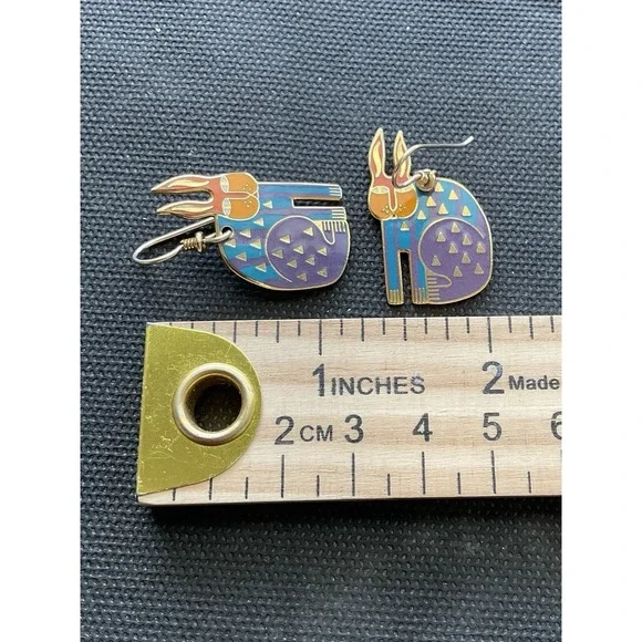 vintage Laurel Burch "Rabbit for Ross" dangle Enamel Earrings Estate Costume - Picture 3 of 5